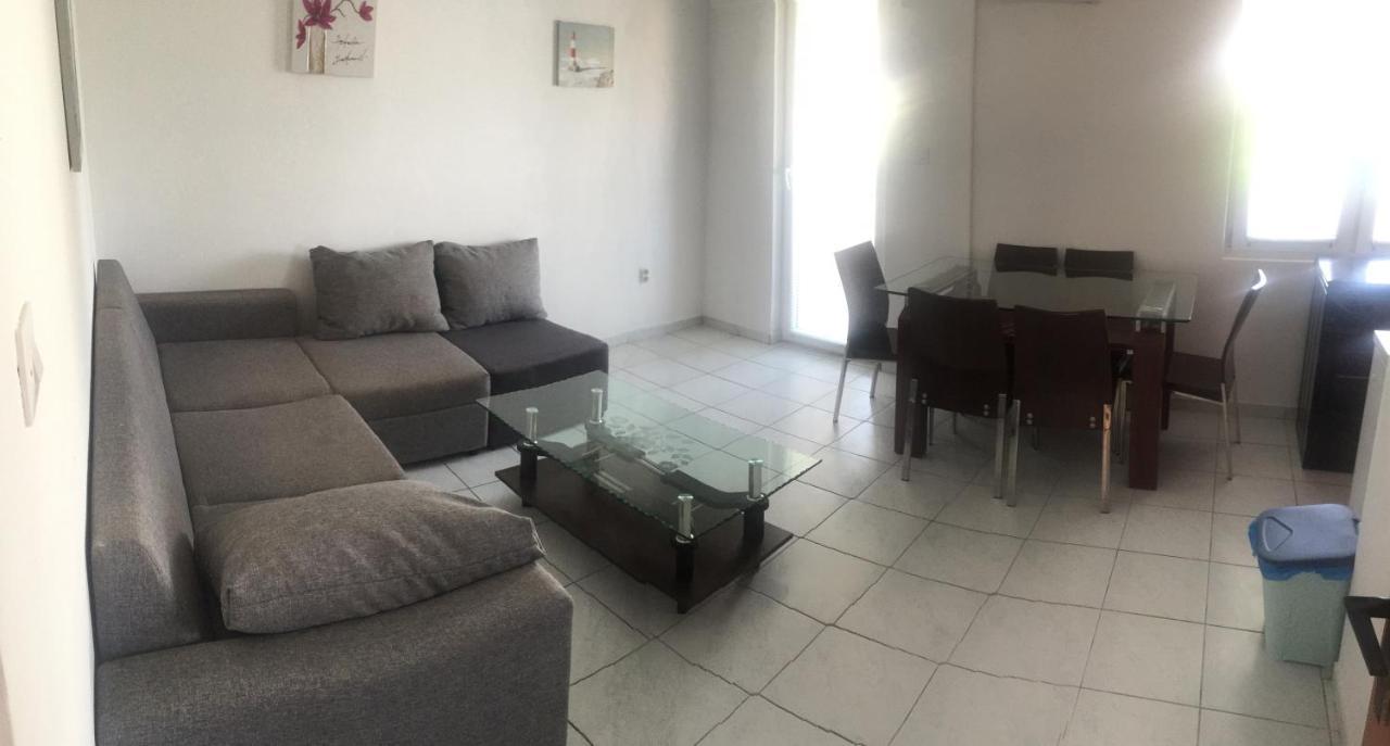 Apartmani Nerko Pag Town Exteriör bild