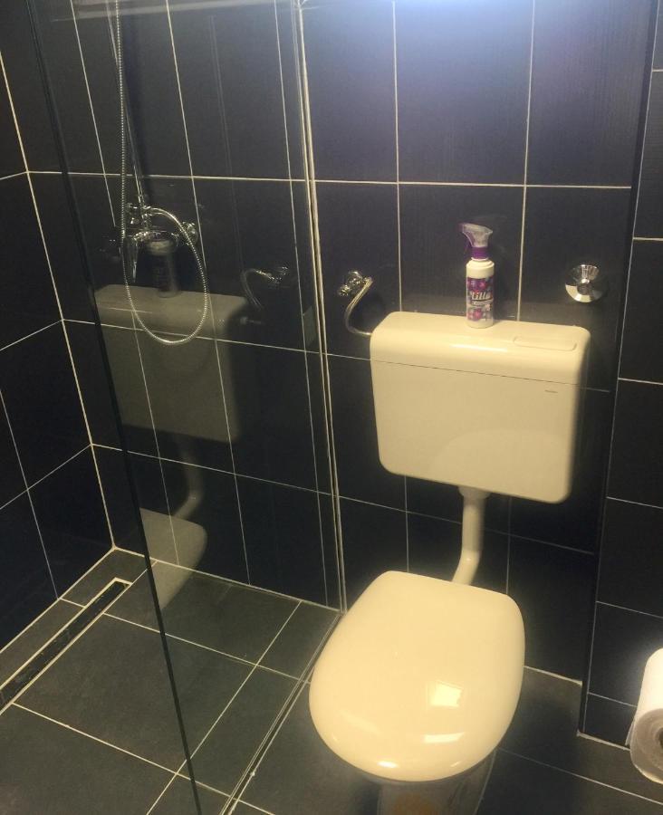 Apartmani Nerko Pag Town Exteriör bild