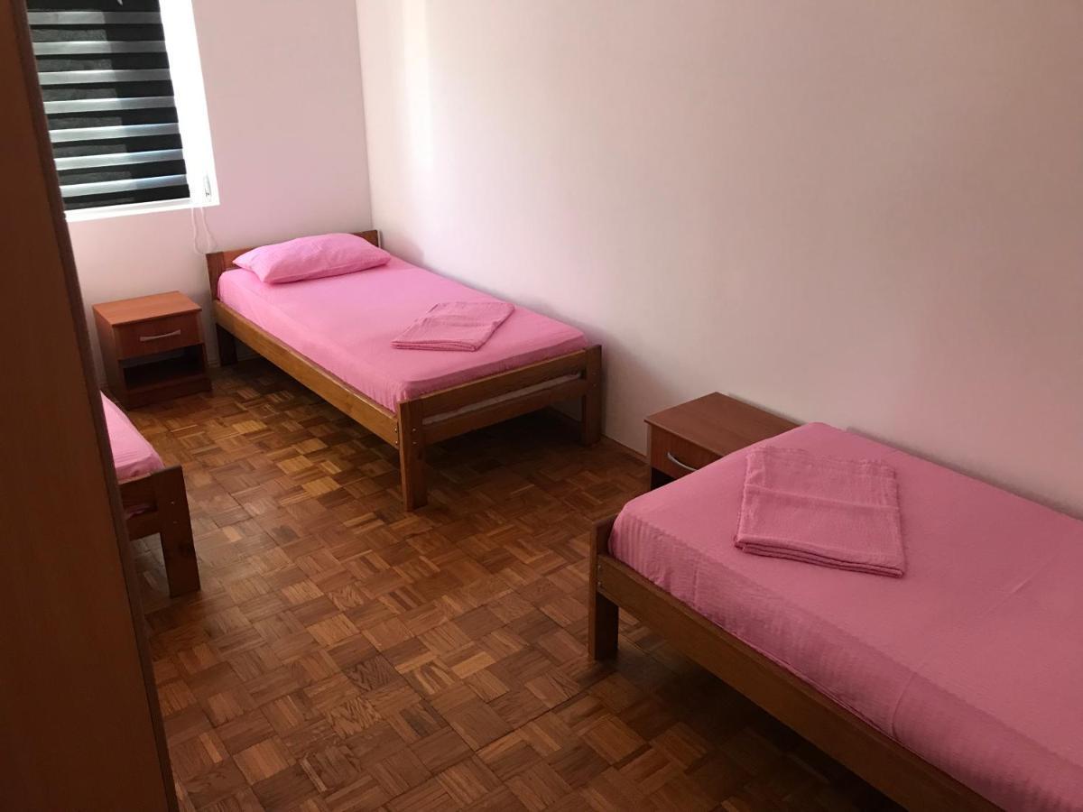 Apartmani Nerko Pag Town Exteriör bild